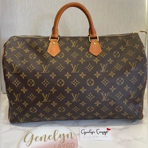 SOLD -Authenticated✔️ LV Speedy 40 in Monogram